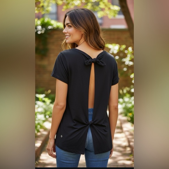 lululemon athletica Tops - Lululemon Bow Short Sleeve Tee - Not exact as stock image